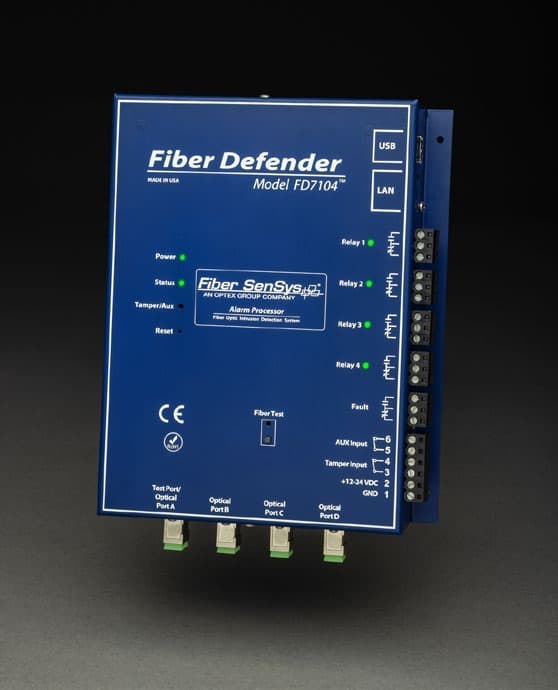 Photo officielle de l’unité de traitement Fiber Defender, avec marquage FD7104 visible