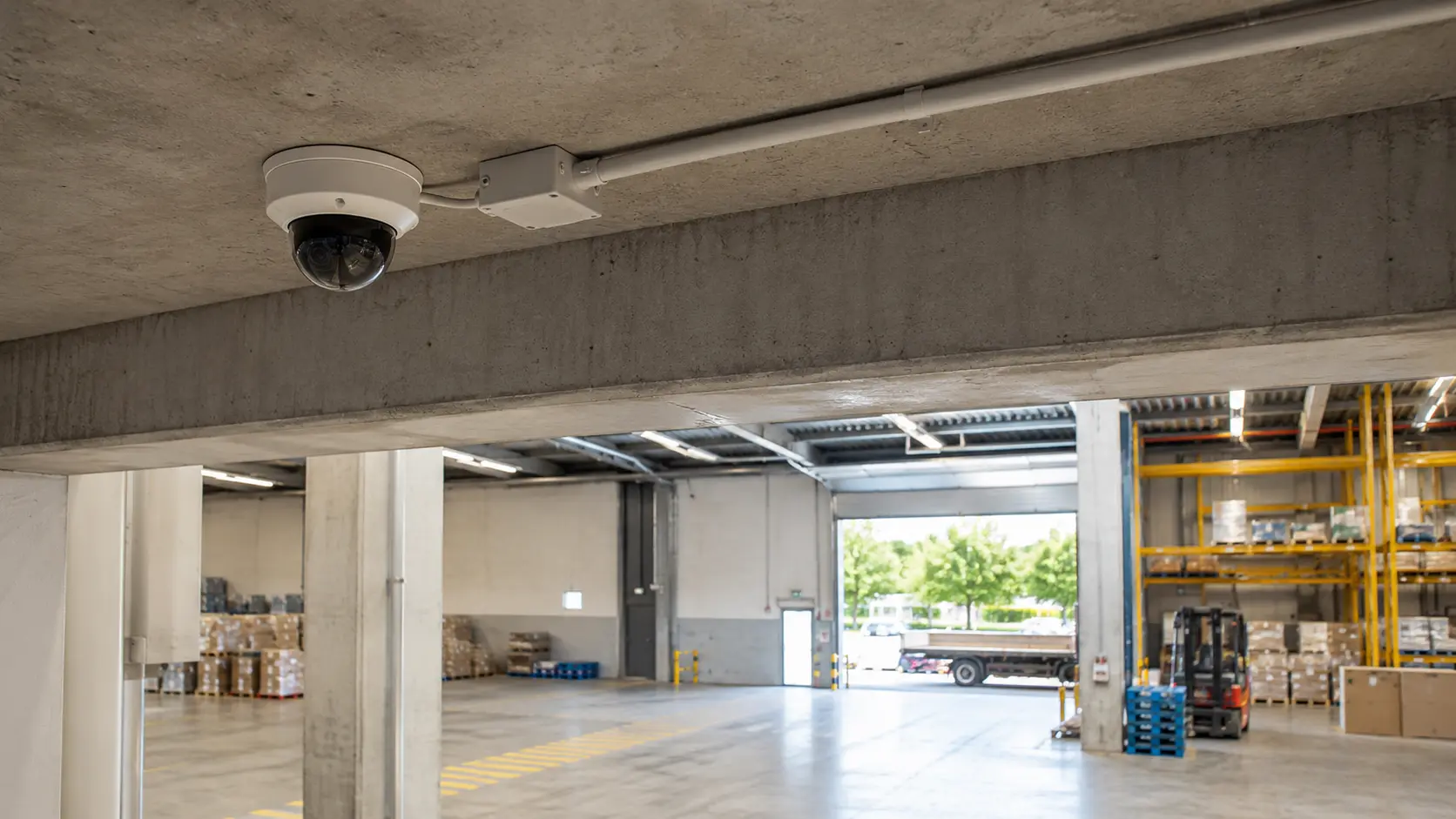 Installation illustrant Vidéosurveillance pour entreprise, commerce et entrepôt